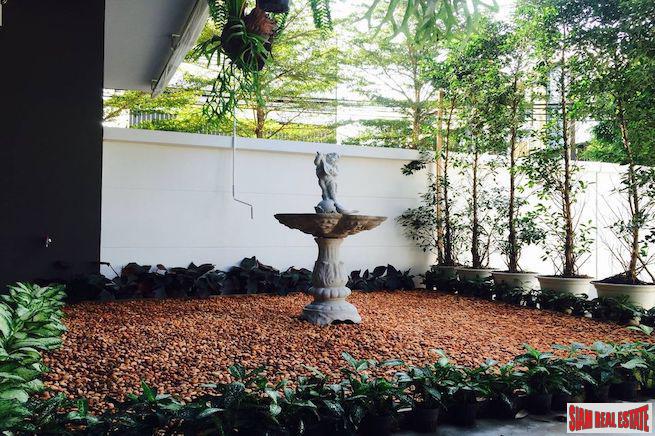 Flora Wongsawang | Three Bedroom Townhome in Low Density Secure Estate - Pets are Welcome!-12