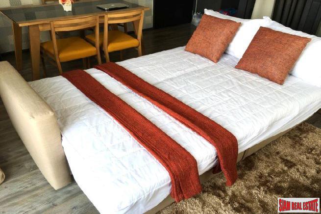 The Deck | Two Bedroom Deluxe Freehold Condominium Excellent Patong Location-13