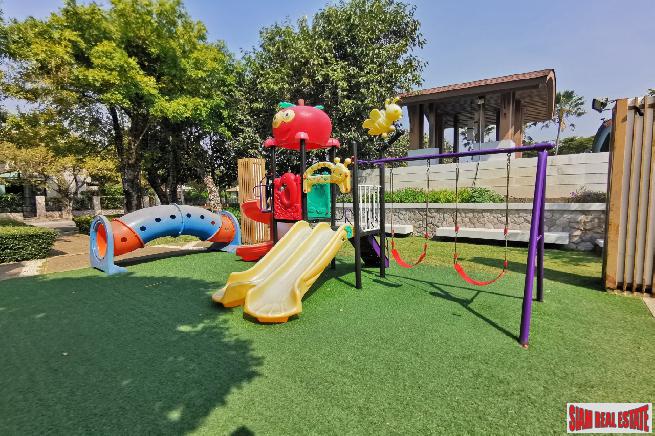 Burasiri Onnut Bangna | Large 2 Storey 4 Bed Family Home in Secure Estate close to Golf and Suvarnabhumi Airport-24