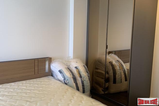 Nara 9 | Modern Fully Furnished Two Bedroom Condo on 16th Floor for Sale in Sathorn-9