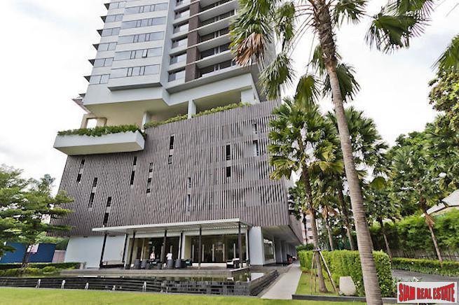 Amanta Lumpini | Beautiful Two Bedroom Condo with River, Park & Sathorn Road Views for Sale-16