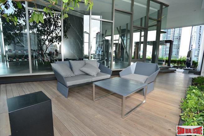 HQ Thonglor | Luxury Two Bedroom Condo for Sale on High Floor with Open City Views-21