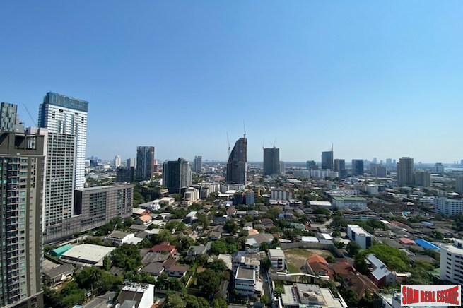 Beatniq Sukhumvit 32 | Large One Bedroom in Luxury Condo for Sale - Thong Lo-0