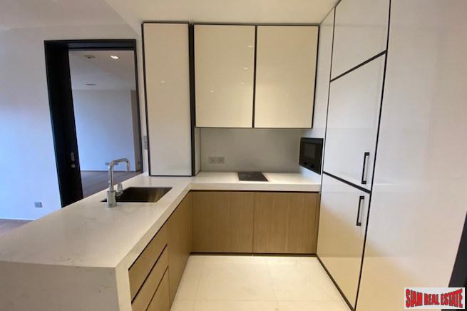 Beatniq Sukhumvit 32 | Large One Bedroom in Luxury Condo for Sale - Thong Lo-4