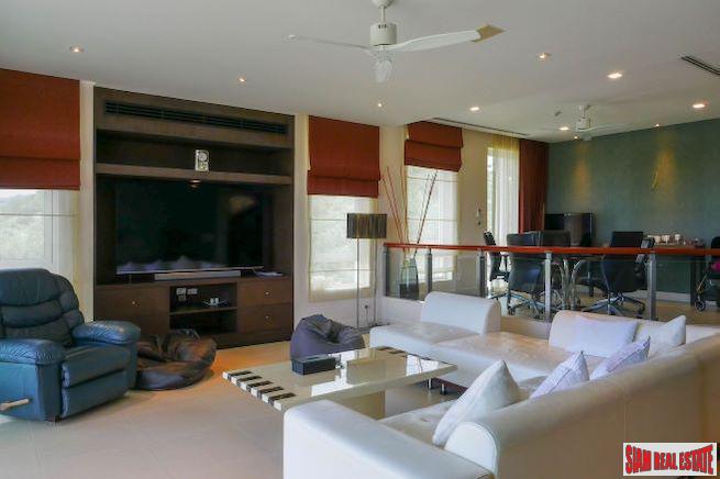 Layan Garden | Amazing Penthouse Condominium with SeaViews and Excellent Facilities For Sale-9