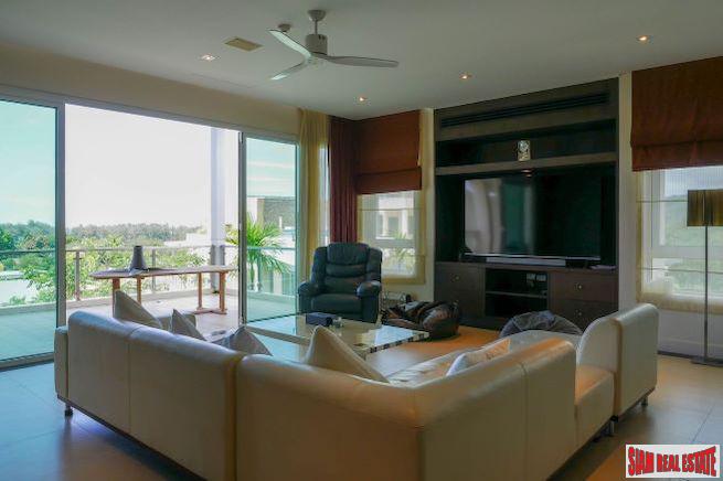 Layan Garden | Amazing Penthouse Condominium with SeaViews and Excellent Facilities For Sale-10