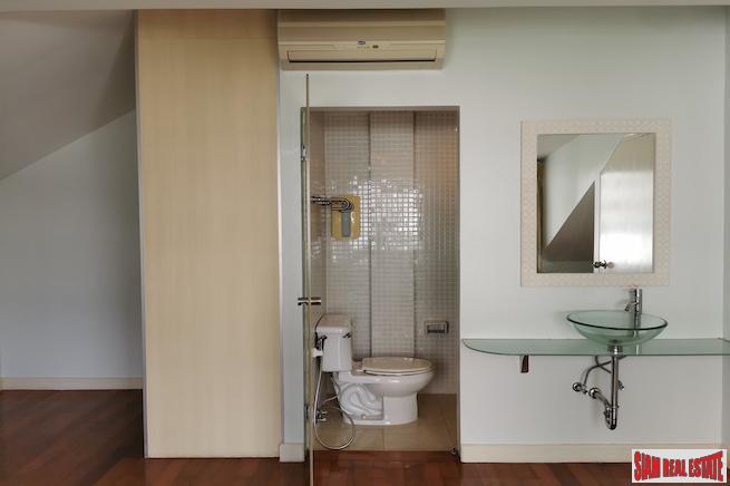 Three Bedroom Twin House for Rent Phrom Phong - Pet Friendly-14