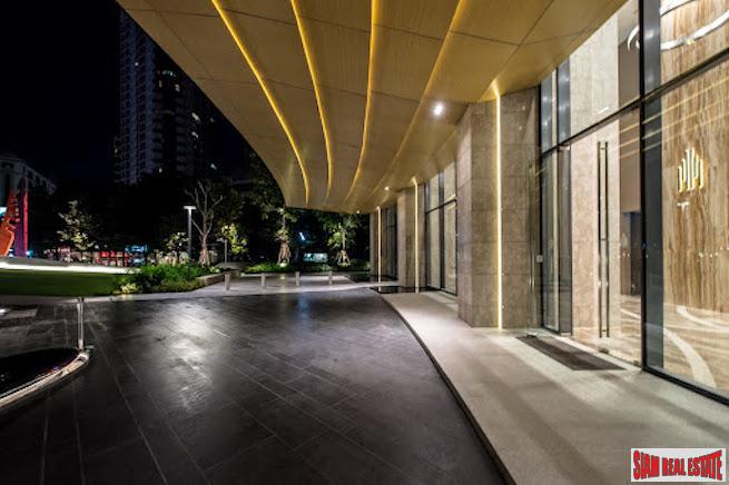 The Lumpini 24 | Great Views of the Chao Phraya River & The City from this Two Bedroom Phrom Phong Condo-2