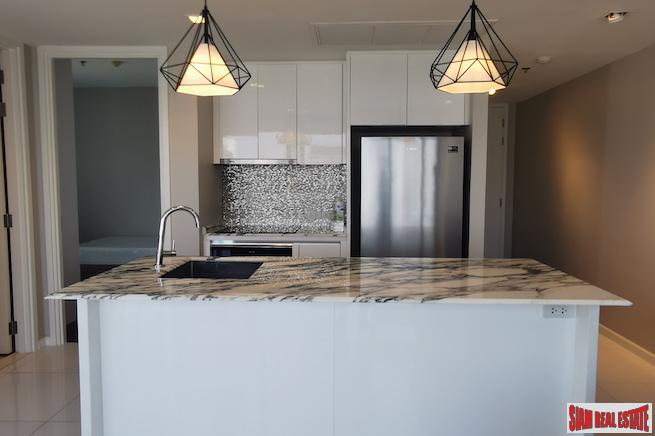 Nara 9 | Bright Two Bedroom Corner Unit with Clear City Views for Sale in Chong Nonsi-11