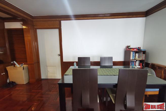 Richmond Palace | Extra Large Two Bedroom Condo for Sale in a Quiet Phrom Phong Location-15