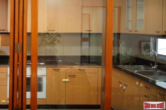 Two Bedroom 180 sqm Pet Friendly Apartment for Rent in Phrom Phong-7