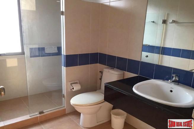 Silom Grand Terrace | Extra Large Two Bedroom Condo for Rent Near BTS Silom-8
