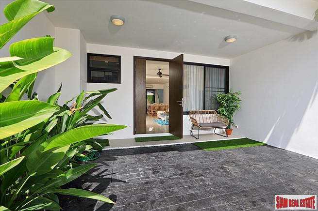 Laguna Park 1 | Bright & Cheerful Three Bedroom Three Storey House for Sale-1