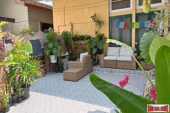 Charming Two Bedroom, Two Storey House for Rent Near BTS Chit Lom | Pet Friendly!-0