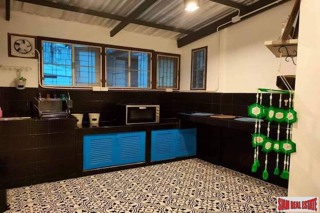 Charming Two Bedroom, Two Storey House for Rent Near BTS Chit Lom | Pet Friendly!-13