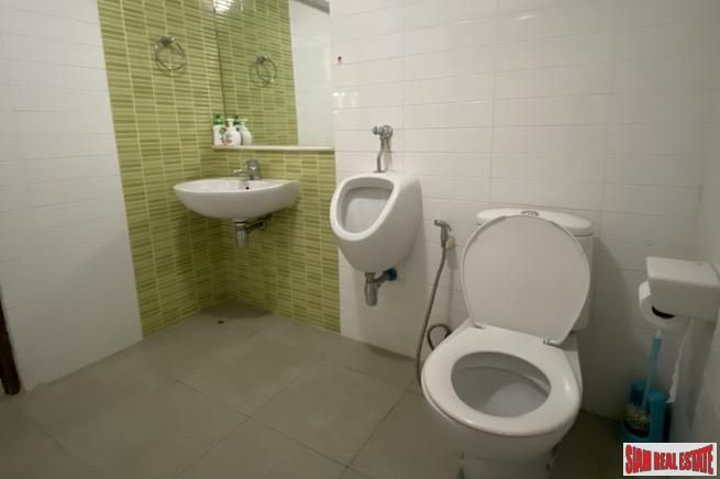 Spacious Three Bedroom, Three Storey House for Rent only 800 Meters from BTS Ekkamai-12