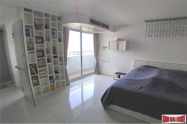 Regent on the Park II | Sweeping City Views from this Three Bedroom Condo for Sale on Sukhumvit 61-14