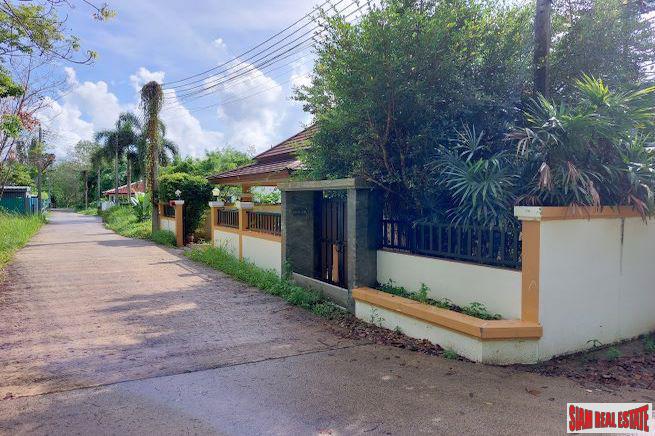 Nice Three Bedroom Single Storey House with Spacious Yard for Sale in Mission Hills-16