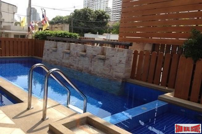 The Niche Sukhumvit 49 | Nice and Cozy One Bedroom for Sale n a Phrom Phong Low Rise-3