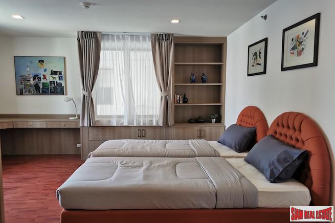 Las Colinas | Elegant & Spacious Two Bedroom Condo for Sale in Asoke-3