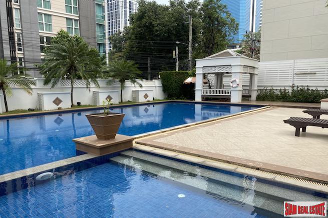 The Bangkok Sukhumvit 61 | Large Quality Two Bedroom Condo For Sale in Ekkamai-3