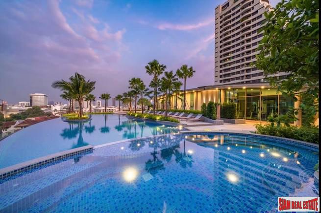 Supalai Oriental Sukhumvit 39 | Elegant Three Bedroom for Sale on 30th Floor with Great Views - Near BTS Phrom Phong-0