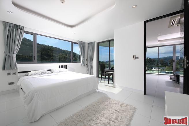 Absolute Twin Sands | Fantastic One Bedroom Penthouse with 180 Degree Sea Views for Sale in Patong-8