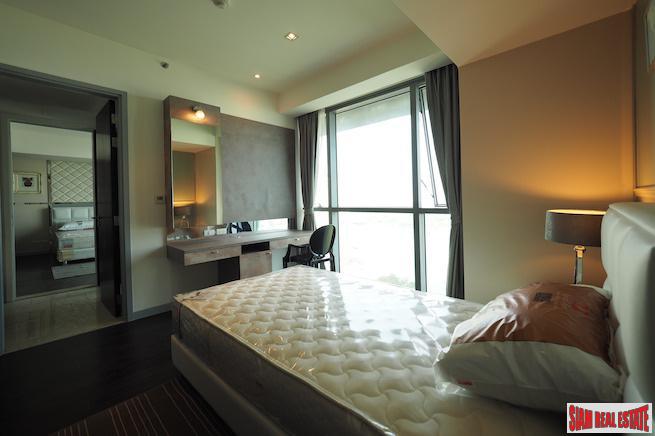 The Pano | Exceptional River Views from this Three Bedroom Corner Condo for Rent in Surasak-10
