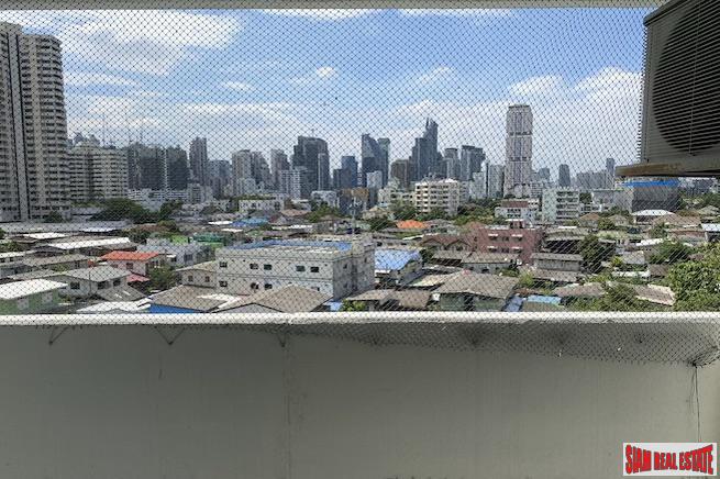 Baan Sukhumvit 36 | Two Bedroom with Unblocked Views for Sale in Thong Lo - Perfect for Renovation-10