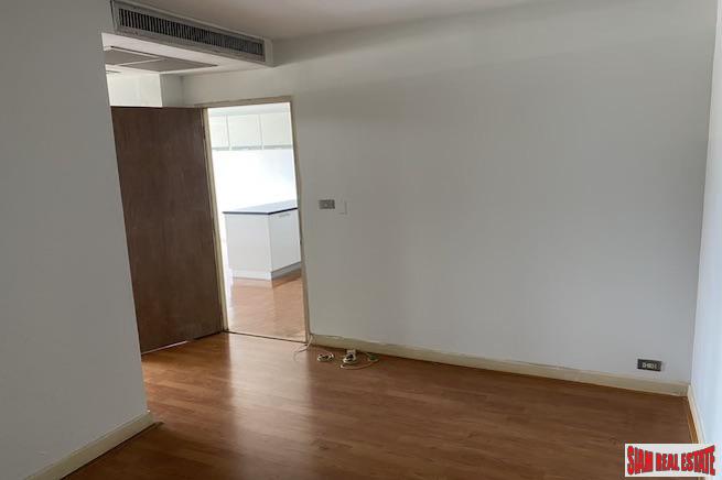 Baan Sukhumvit 36 | Large Two Bedroom Condo for Rent in Thong Lo with Unblocked City Views-15