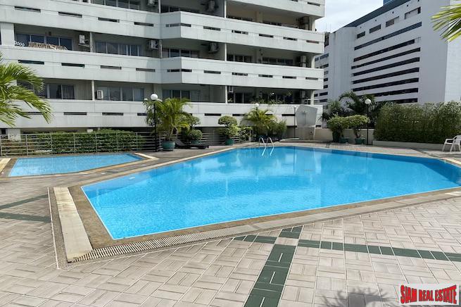 Baan Sukhumvit 36 | Large Two Bedroom Condo for Rent in Thong Lo with Unblocked City Views-25