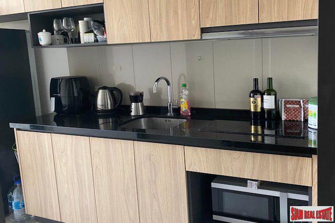 Hasu Haus Condominium | Sunny One Bedroom Condo for Sale in Unique Low Rise Complex - On Nut-16