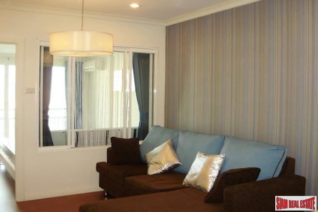 Grand Parkview Asoke | Comfortable One Bedroom Condo on the 27th Floor for Sale-13