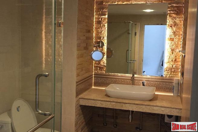 Icon 3 | Newly Renovated One Bedroom Condo on 21st Floor for Sale in Thong Lo-8