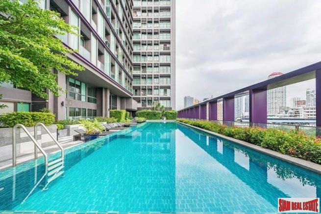 Noble Remix Sukhumvit 36 | Newly Renovated One Bedroom Condo for Sale in a Great Location - Building Connected to BTS Thong Lo-1