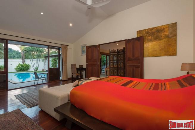 Loch Palm Courtyard | Glorious Five Bedroom Home with a Private Pool for Sale-9