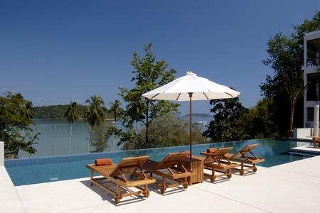 East Ocean Villas | Luxury Apartment for Sale with Spectacular Ocean Views just 200 meters from the Beach.-0