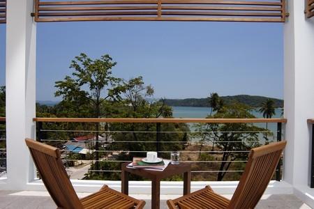 East Ocean Villas | Luxury Apartment for Sale with Spectacular Ocean Views just 200 meters from the Beach.-6