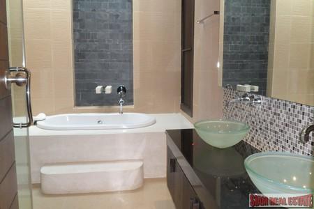 Srisuchat Grand Ville 1 | Three Bedroom House with a Private Pool in a Quiet Location on By Pass Road For Rent-6