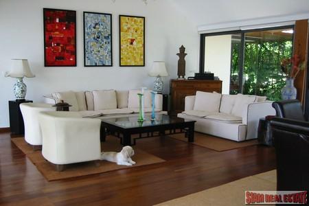 Rawai Villas | Stunning Sea View Villa with Infinity Pool - Luxury Tropical Living at its Finest!