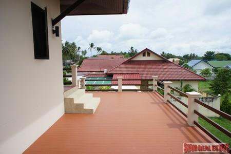 Tropical Three Bedroom House with Private Pool in Rawai-12