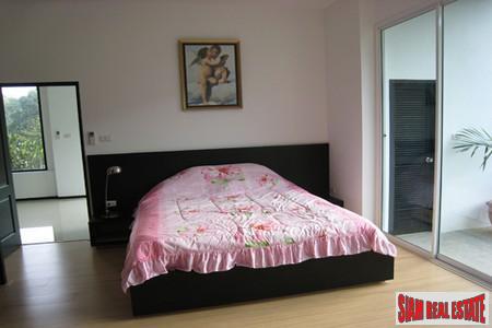 Modern Three Bedroom Pool Villa with Thai Style Guesthouse in Ao Por-12