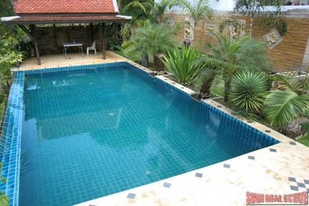 Modern Three Bedroom Pool Villa with Thai Style Guesthouse in Ao Por-1