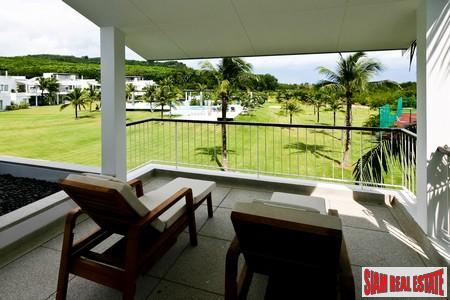 Grove Gardens Townhome | Modern Sea View 3 Bedroom Townhome on Golf Course in Cape Yamu-1