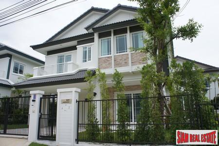 Land & House 88 | New Three Bedroom Furnished Home for Sale in Chalong-17