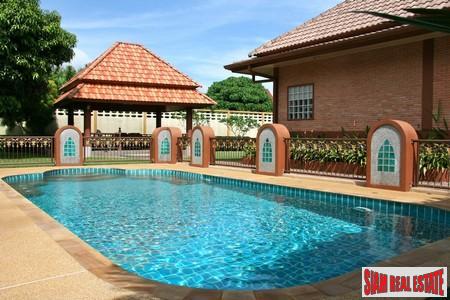 Spacious Three Bedroom House Plus Guest House in Rawai-0