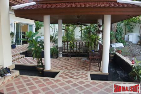 Thai-Modern Beachfront Three-Bedroom Pool Villa in Rawai-15