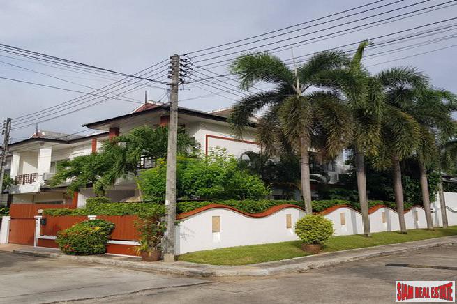 Three Bedroom Townhome in Laguna-0