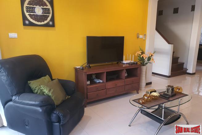 Three Bedroom Townhome in Laguna-8