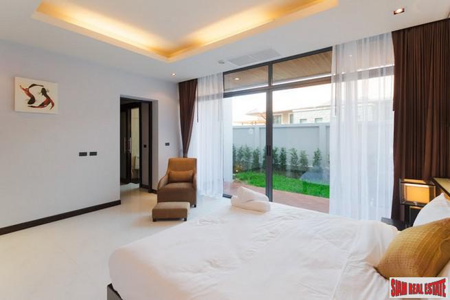 Three- to Four-Bedroom Townhome with Sea View Rooftop Pool in Rawai-10